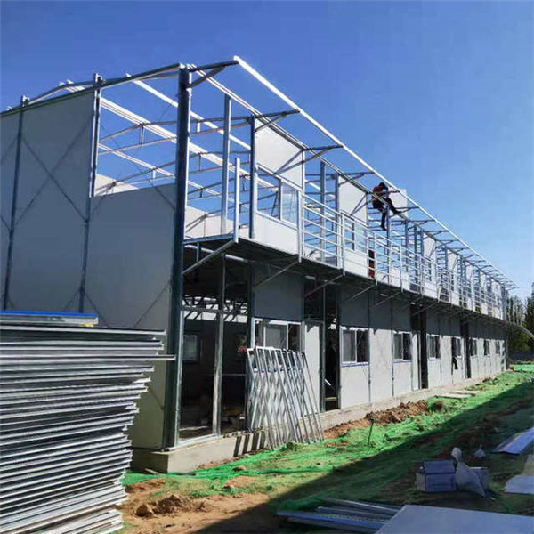 西安活動房安裝施工中！