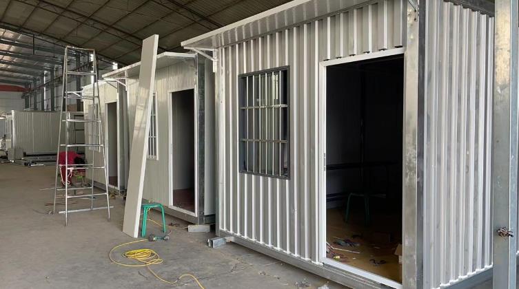 咸陽(yáng)集裝箱房有價(jià)格是很多人們都比較關(guān)切的